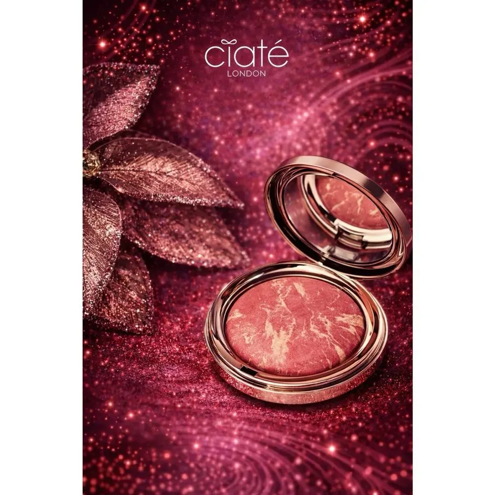Ciaté London - Marbled Light - Illuminating Blusher - Shade: Dusk- 0.123 oz/3.5g